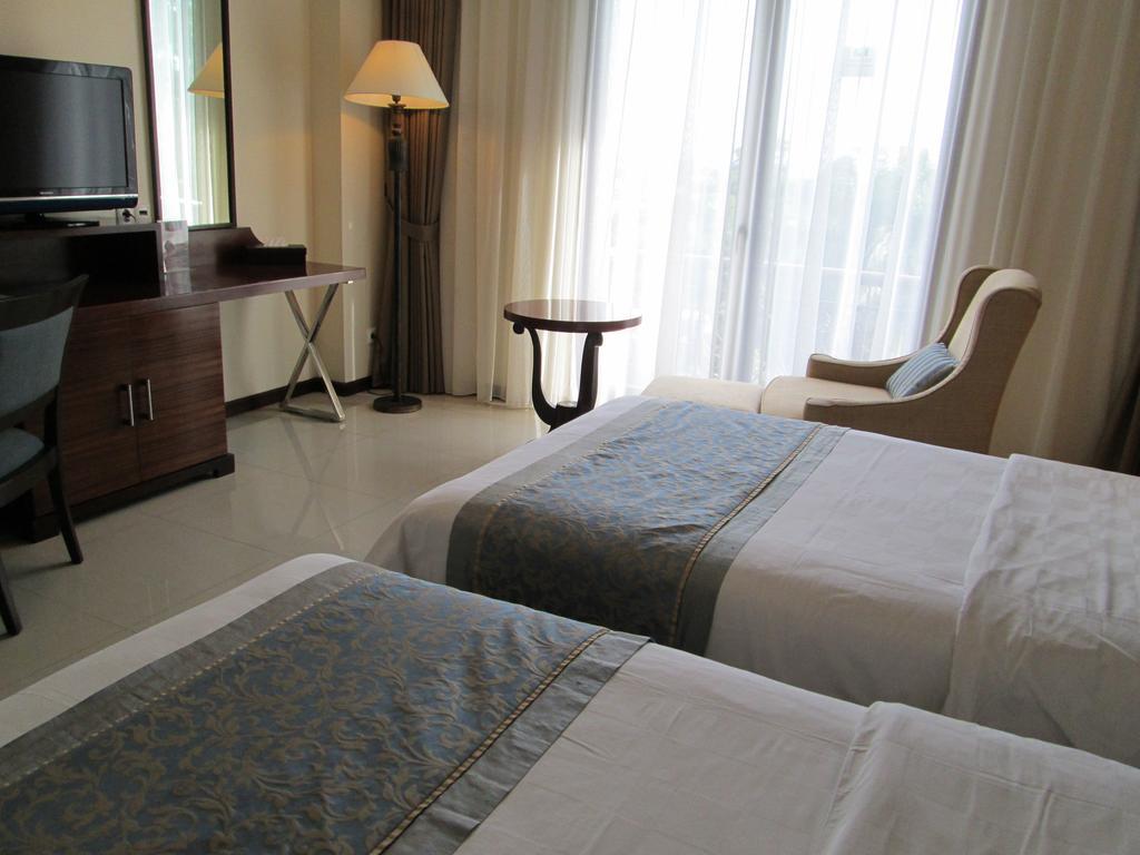Asmila Boutique Hotel Bandung Exteriör bild
