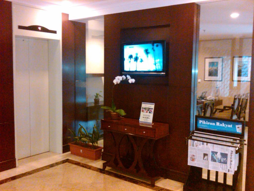 Asmila Boutique Hotel Bandung Exteriör bild