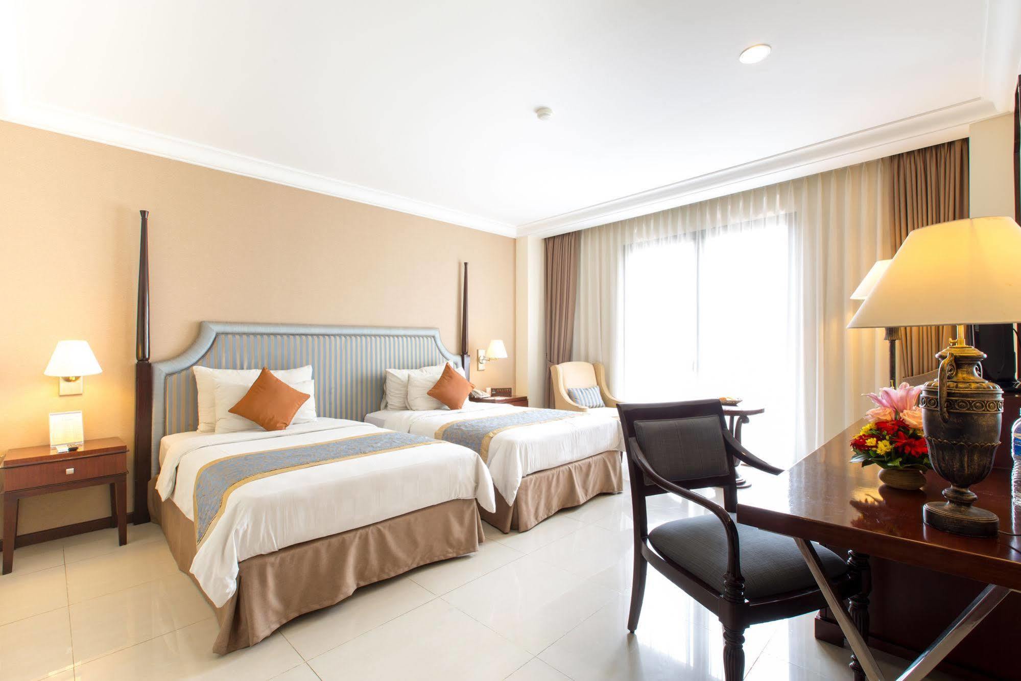 Asmila Boutique Hotel Bandung Exteriör bild
