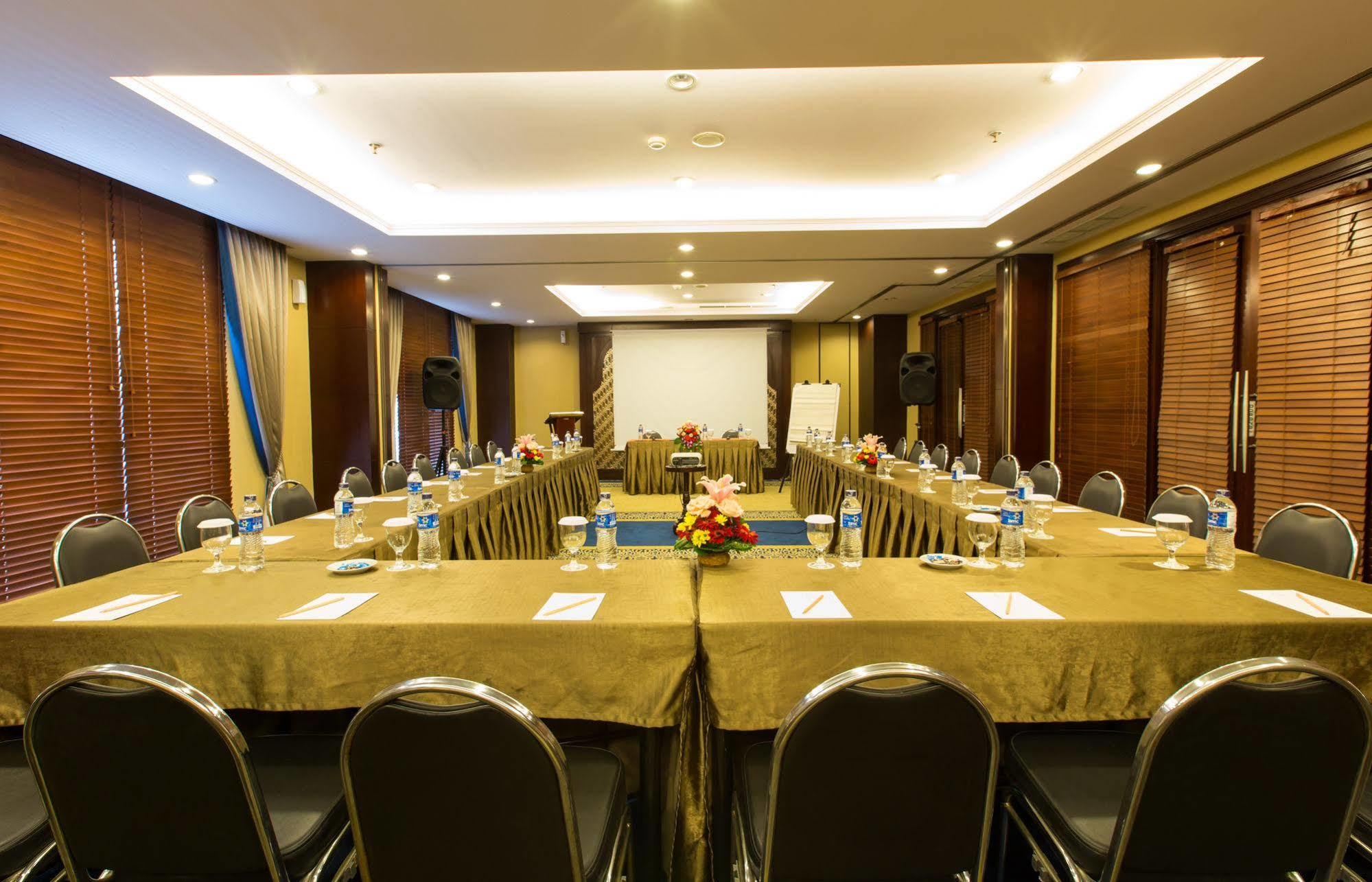 Asmila Boutique Hotel Bandung Exteriör bild